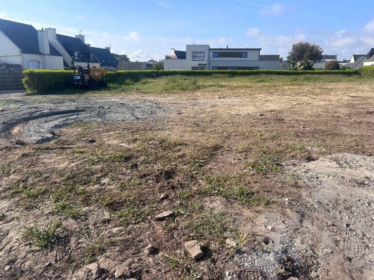 TERRAIN CONSTRUCTIBLE DE 656 M2 HORS LOTISSEMENT — photo 1