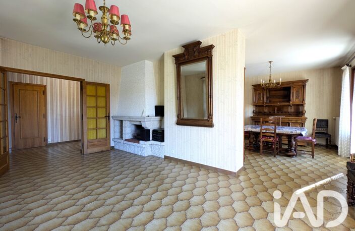 Vente Maison/villa 11 pièces — photo 2