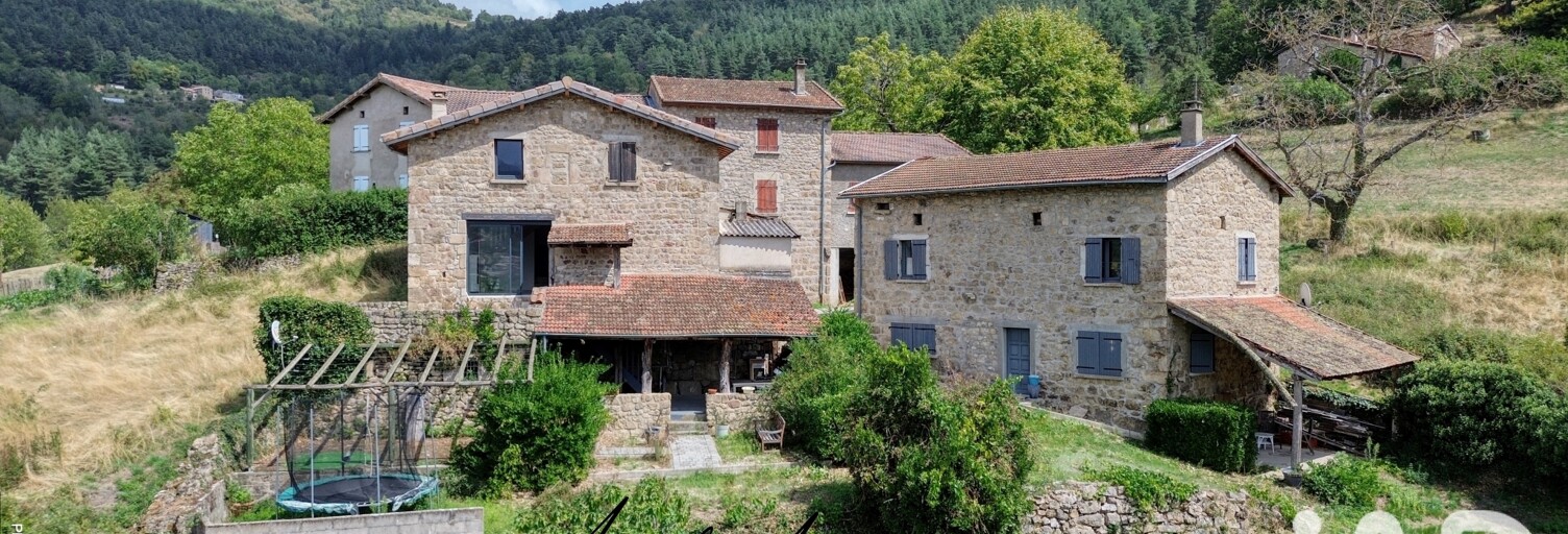 Maison 5 Pièces 205 m² à vendre à Labatie-d'Andaure (07570)