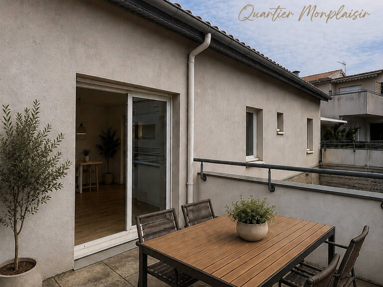 Monplaisir, en dernier étage, appartement 2pièces de 46m2 + — photo 1