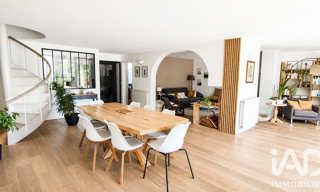Maison 8 Pièces 239 m² à vendre à Hem (59510)