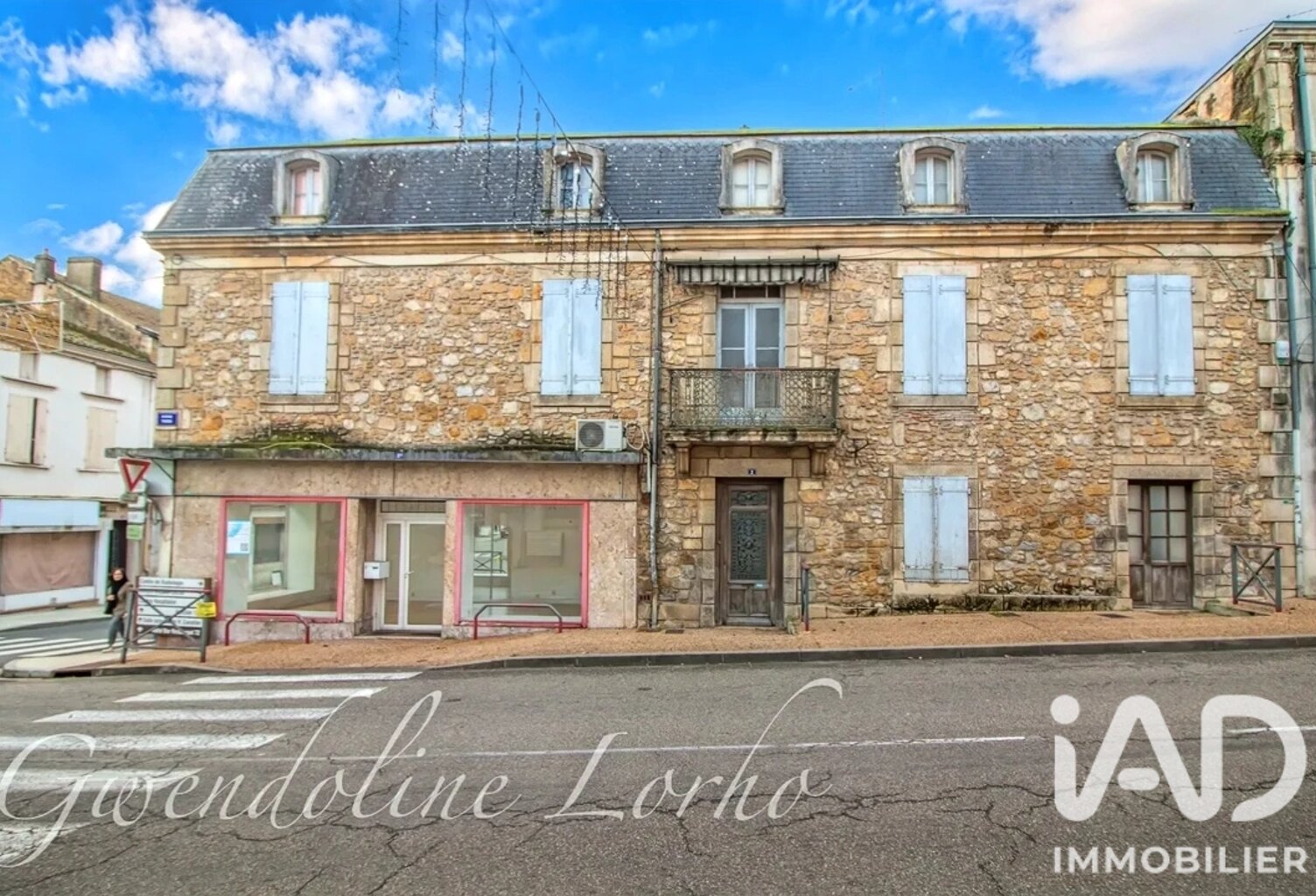 Vente Immeuble 217 m&sup2; — photo 1