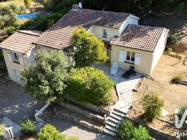 Vente Maison/villa 5 pièces — photo du bien