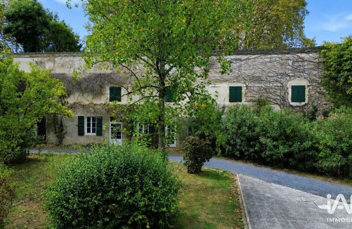 Vente Maison/villa 8 pièces — photo 2