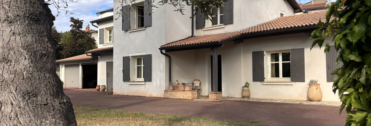 Maison 7 Pièces 208 m² à vendre à Saint-Cyr-au-Mont-d'Or (69450)