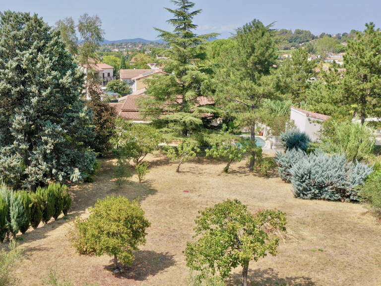 Saint-Hilaire-de-Brethmas : Terrain à bâtir de 1188 m2 — photo 1