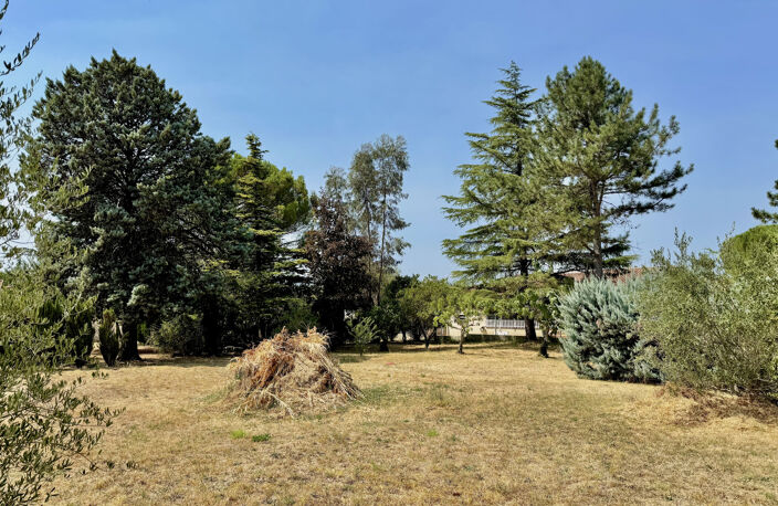 Saint-Hilaire-de-Brethmas : Terrain à bâtir de 1188 m2 — photo 4