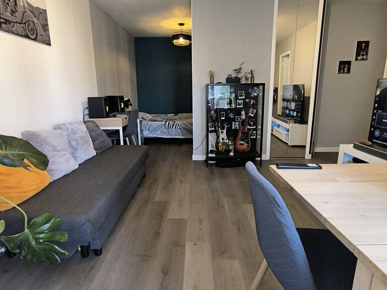 T2 bis rénové de 37,65 m2 avec balcon plein sud, parking et — photo 1