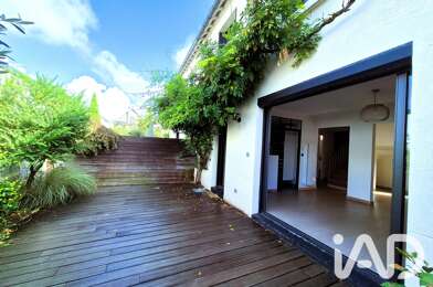 Maison 5 pièces 574750 €