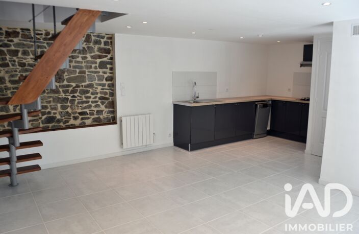 Vente Maison de ville 4 pièces — photo 2