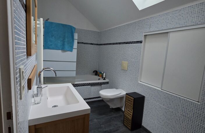 Vente Maison de ville 4 pièces — photo 2