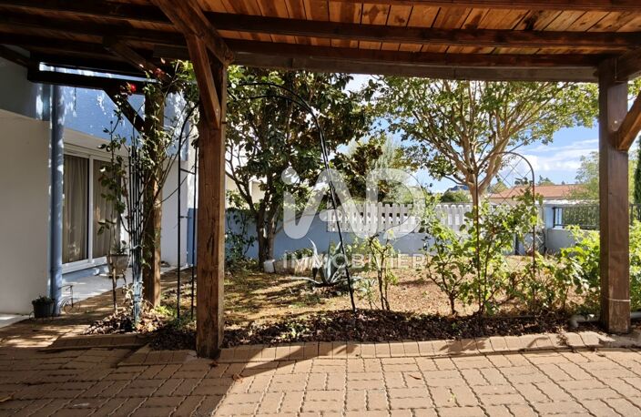 Vente Maison/villa 6 pièces — photo 2