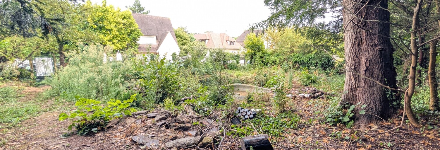 Terrain  700 m² à vendre à Le Pecq (78230)