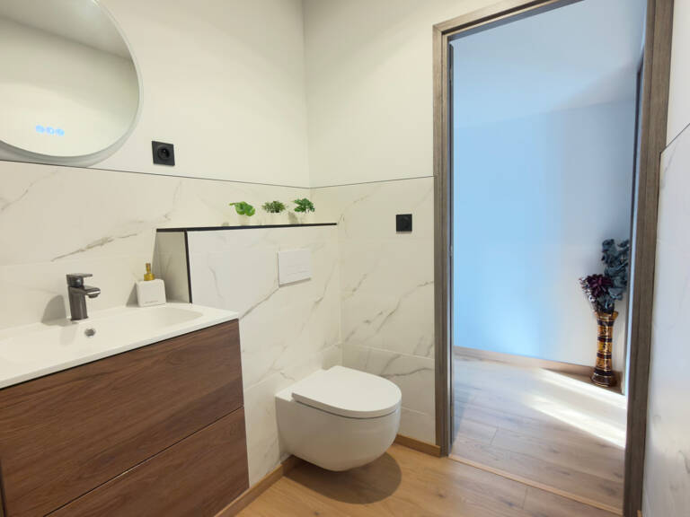 Maison T7 récente et moderne 170 m2 à Saint-Parres-aux-Tertr — photo 1