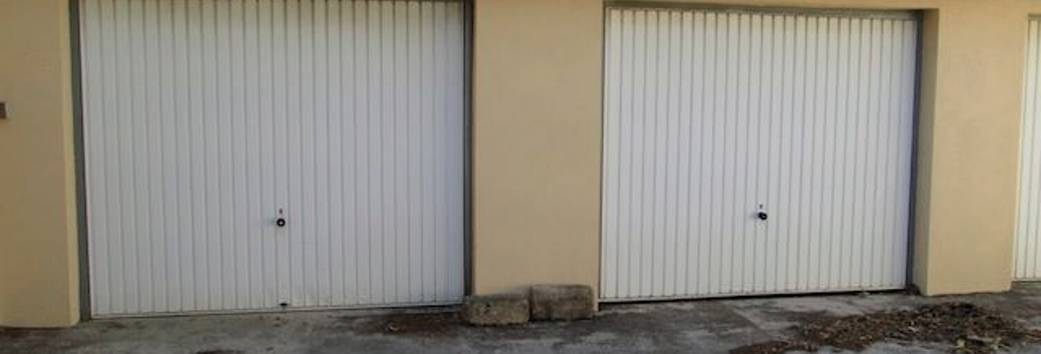 Garage   m² à louer à Toulon (83200)