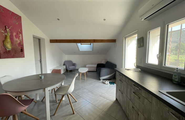 Appartement T3 meublé au 1er étage — photo 3