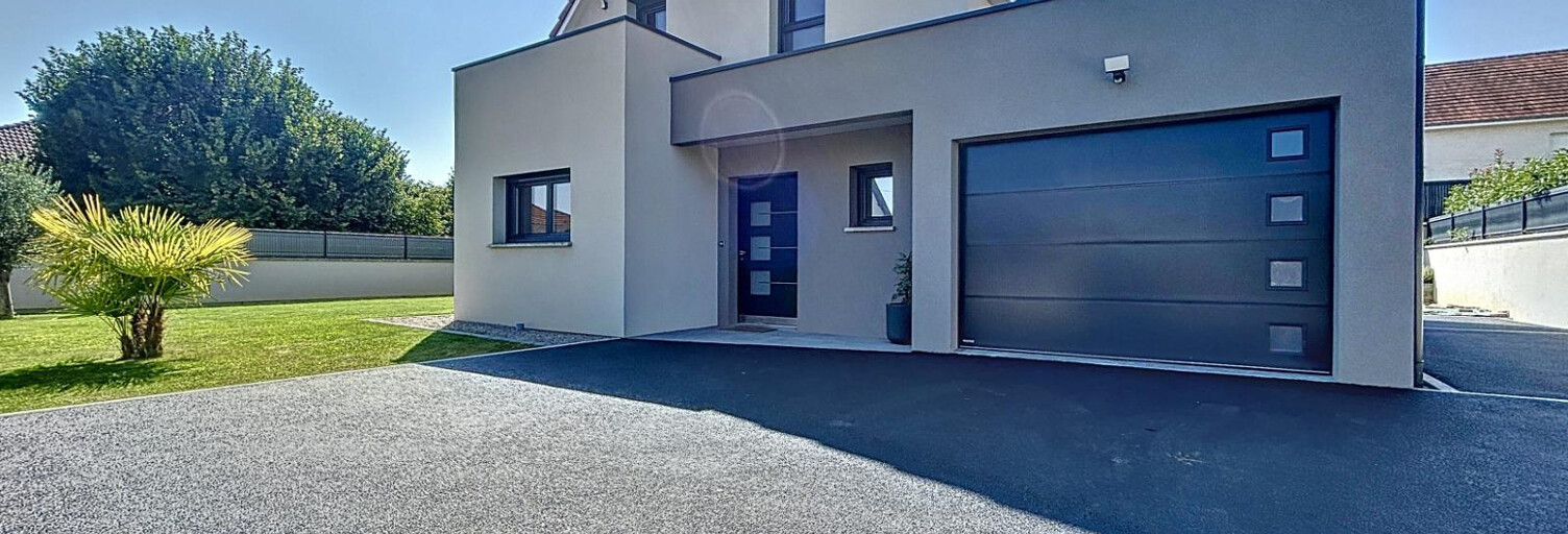 Maison 6 Pièces 105 m² à vendre à Lure (70200)