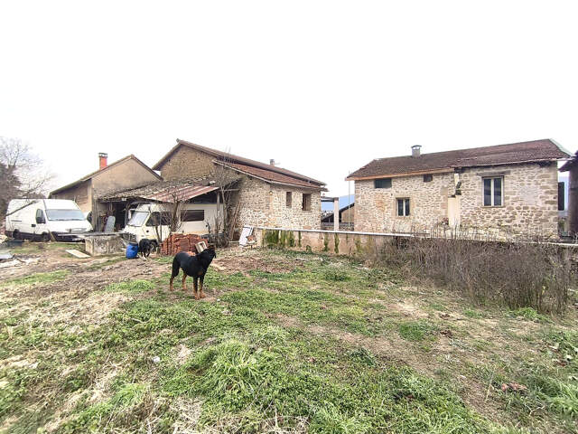 SAINT LATTIER - APPARTEMENT 87 M2- JARDIN 60 M2. IMMOCENTER — photo du bien