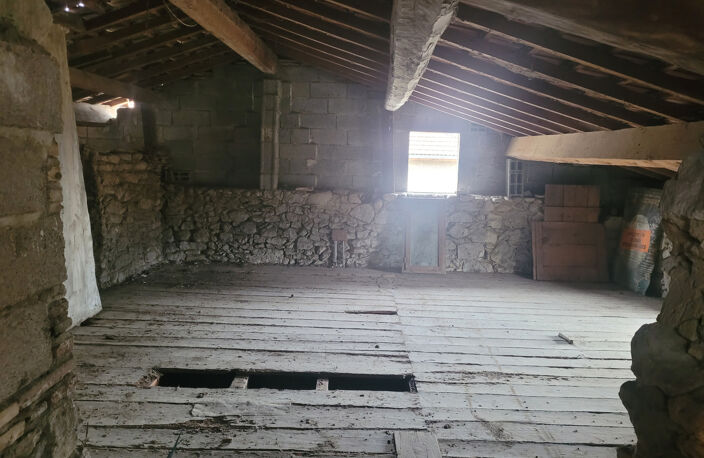 SAINT LATTIER - APPARTEMENT 87 M2- JARDIN 60 M2. IMMOCENTER — photo 4