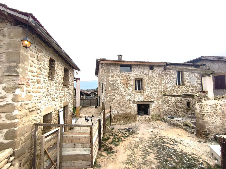 SAINT LATTIER - APPARTEMENT 129 M2- JARDIN 81 M2. IMMOCENTER — photo 1