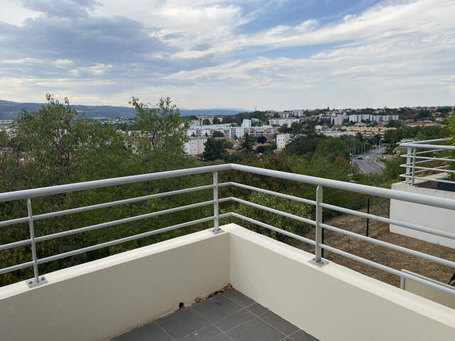 T3 avec terrasse, cave et garage, Le Clos de Santolines, 26500 BOURG LES VALENCE — photo du bien