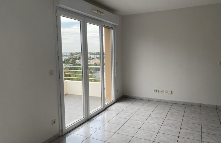 T3 avec terrasse, cave et garage, Le Clos de Santolines, 26500 BOURG LES VALENCE — photo 3