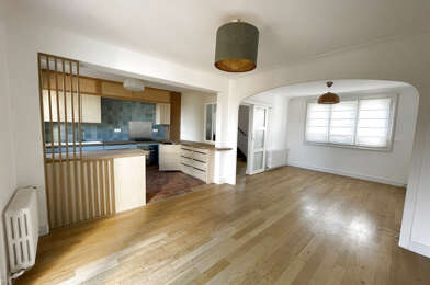 Maison 5 pièces 860 €