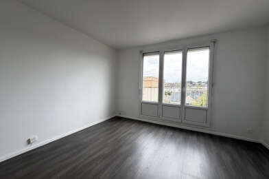 Appartement 3 pièces 642 €