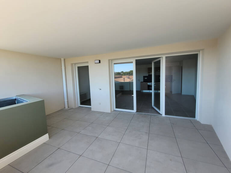 T4 Istres résidence neuve terrasse — photo 1
