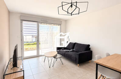 Appartement T2 avec balcon et garage — photo du bien