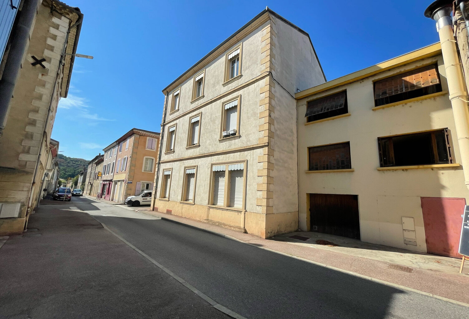 Appartement T2 SAINT UZE — photo 1