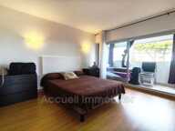 P3 en angle rez-de-jardin avec double et un aperçu sur la mer, — photo 3