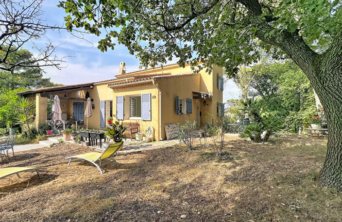 Maison Belcodene 5 pièce(s) 162 m2 — photo 4