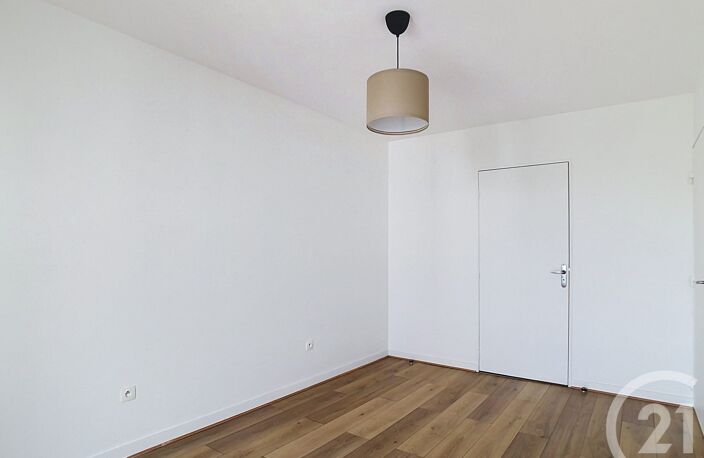 Vente appartement 2 pièces 43 m² Thiais (94320) — photo 4