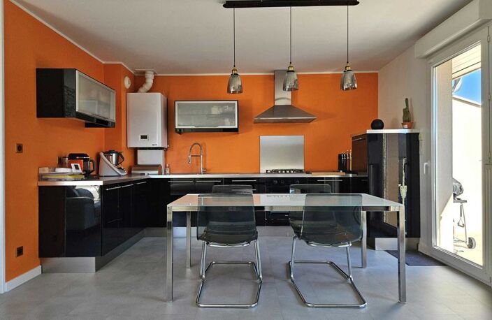 REIGNIER : APPARTEMENT DERNIERE ETAGE TYPE 3 AVEC TERRASSE — photo 4