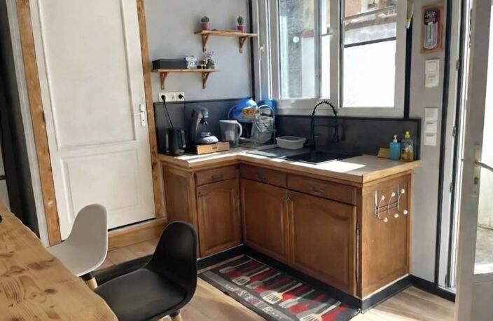 Maison 2 chambres avec terrain et petites dépendances — photo 2