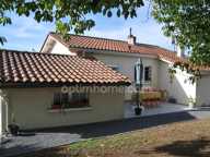 Maison de plain-pied avec garage et un jardin arboré à Saint-Cybard, Angoulême — photo 4