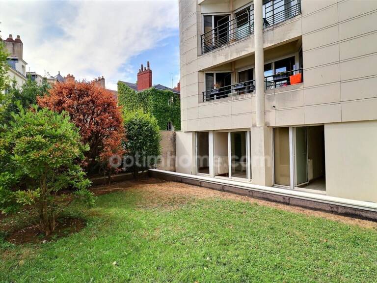 EXCLUSIVITÉ - Appartement T2 59 m² au calme absolu avec terrasse de 16 m² - Nantes Centre (Rue Tournefort) — photo 1