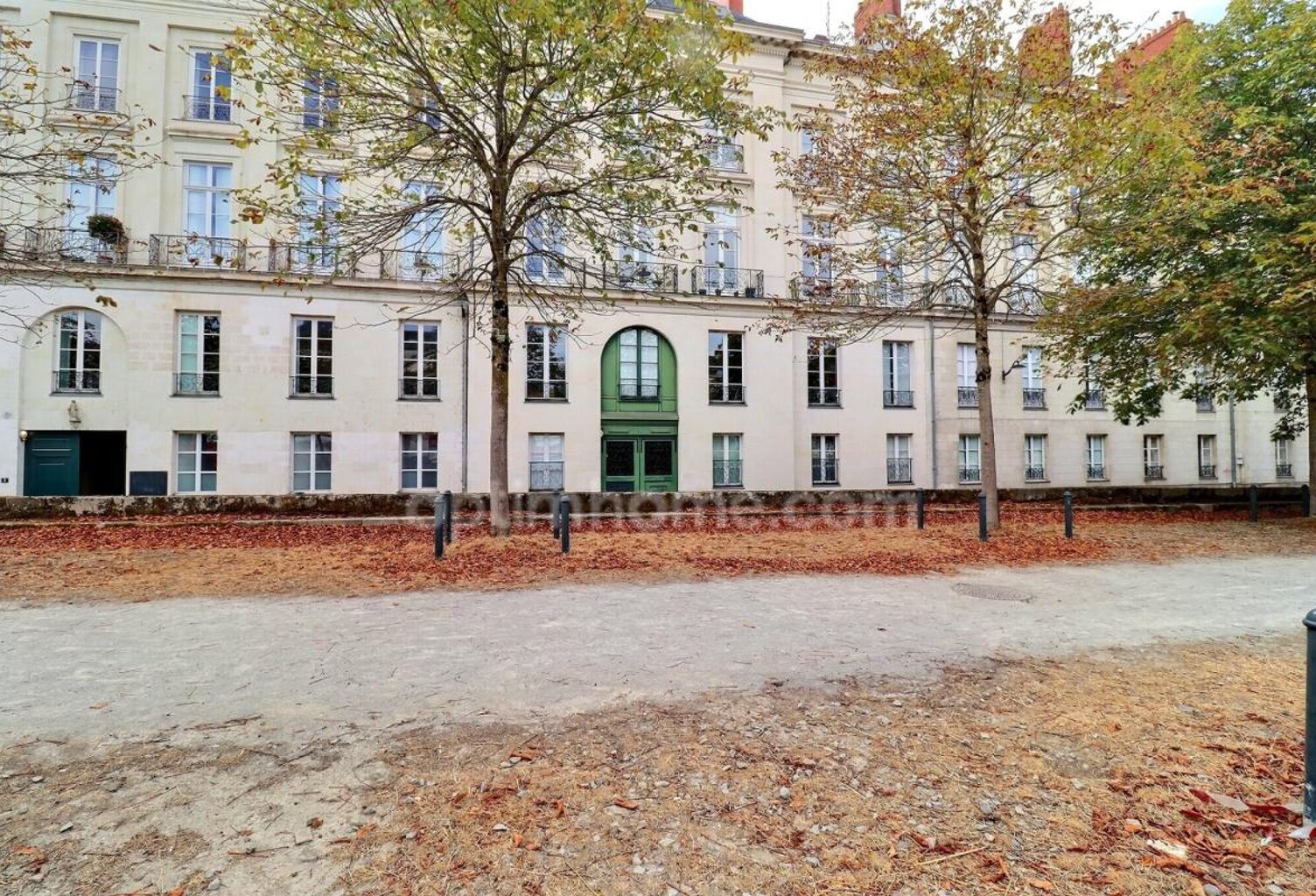 NANTES HYPERCENTRE / FOCH – T2 rare de 59 m² sur jardin avec terrasse Sud-Est de 16 m² au calme absolu — photo 1