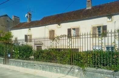 Maison 13 pièces 76000 €