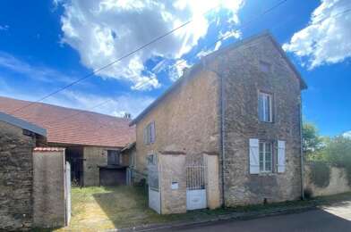 Maison 6 pièces 93000 €