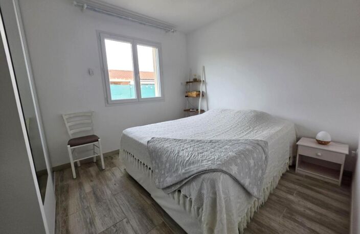 Maison à vendre de plain-pied – 4 chambres - 99 m² –  THIERS (63300) – 255 000 euros — photo 4