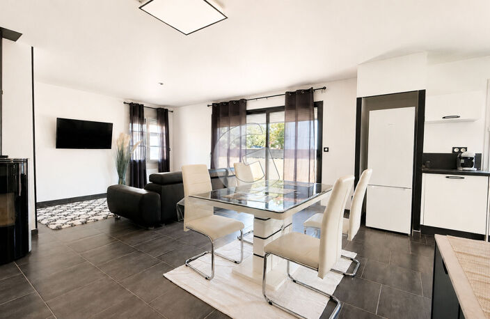 MAISON 4 PIECES- 92,30M²- À VENDRE À SAINT CYR EN TALMONDAIS — photo 4