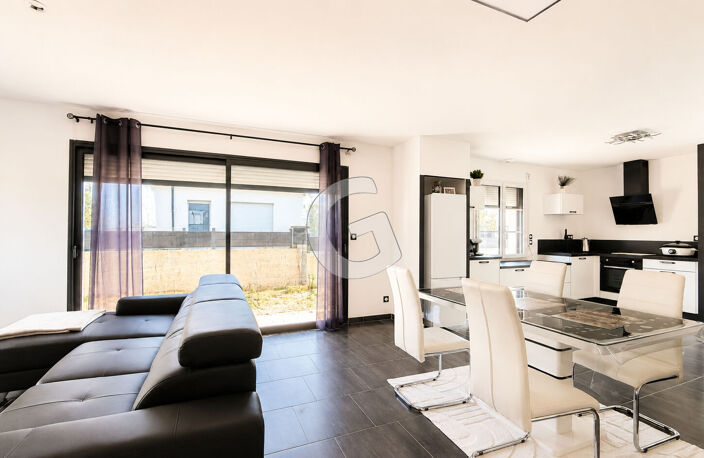 MAISON 4 PIECES- 92,30M²- À VENDRE À SAINT CYR EN TALMONDAIS — photo 5