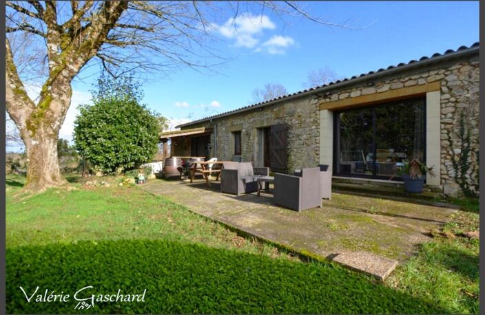 Montcaret – Belle maison en pierre de 250 m² en pleine campagne – Idéale projet familial ou activité touristique ou de bien être — photo 2