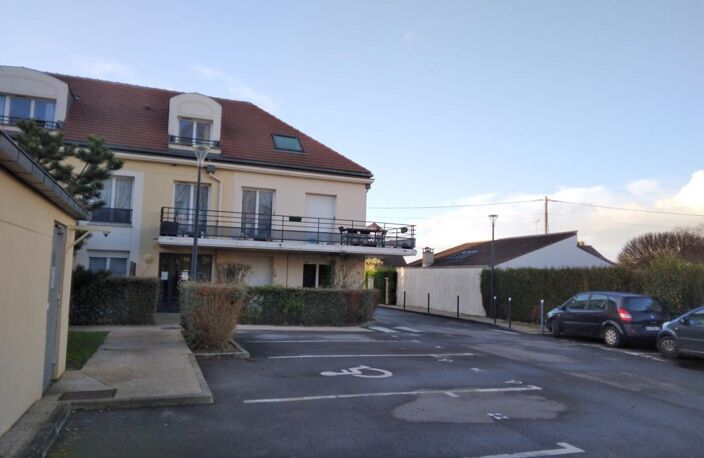 Place de stationnement à louer — photo 2