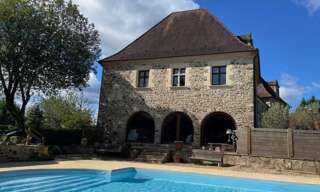 Maison 12 Pièces 871 m² à vendre à Sainte-Trie (24160)