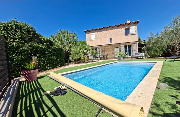Maison de 107m² à vendre 5 pièces AUBAGNE (13)- 4 Chambres - 498 m² de terrain - Piscine — photo 2