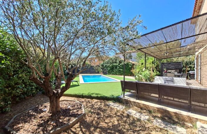Maison de 107m² à vendre 5 pièces AUBAGNE (13)- 4 Chambres - 498 m² de terrain - Piscine — photo 3