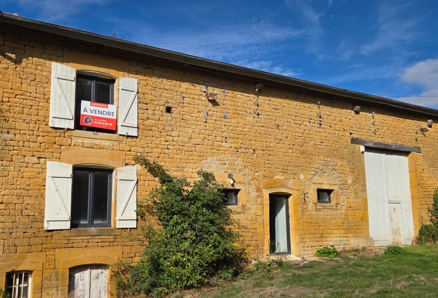 🏡MAISON FAMILIALE en PIERRE DE 196 M² - PETIT FAILLY– 4 CHAMBRES  – PIÈCE DE VIE DE 73 M² – PRÈS DE 1 600 M² DE FONCIER – GRANGE - PROCHE BELGIQUE ET LUXEMBOURG — photo 1